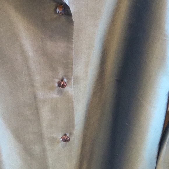 100% silk blouse,made in America. - Picture 7 of 8